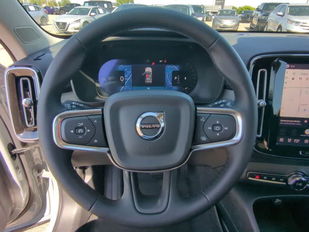 New 2026 Volvo XC40 B5 Plus w/ Protection Package Premier AWD/4WD image 21