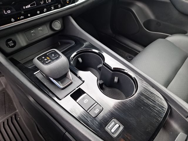Certified 2024 Nissan Rogue SV w/ SV Premium Package FWD image 25
