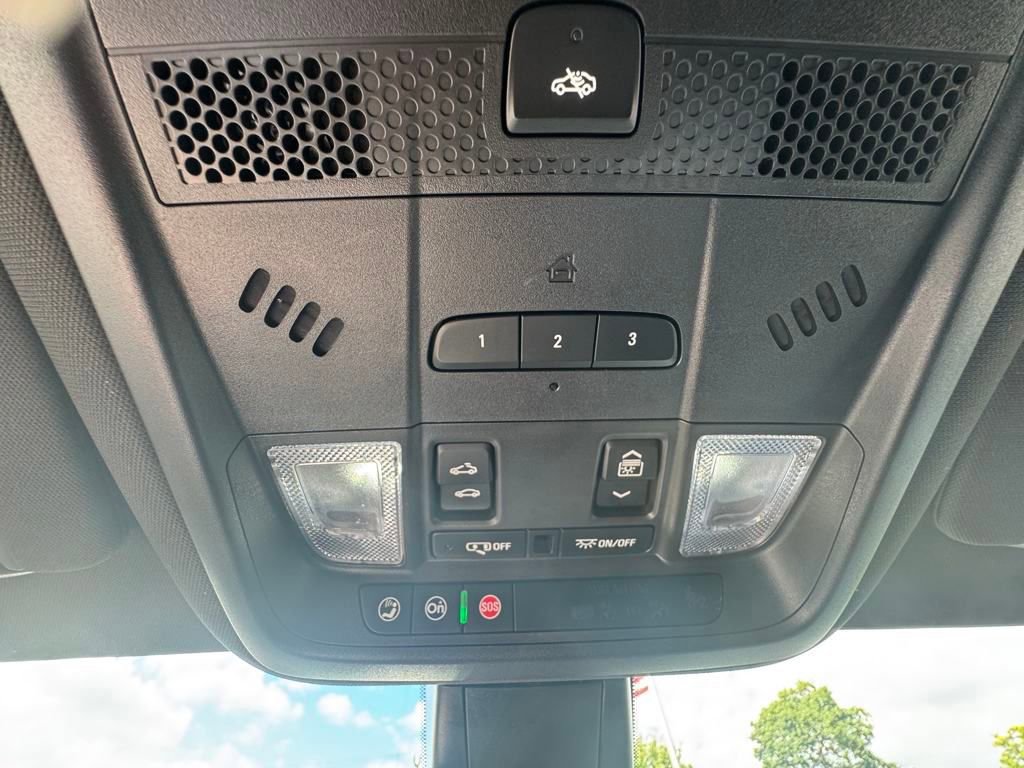 Used 2023 Cadillac XT6 Premium Luxury image 31