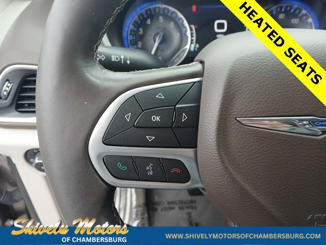 Used 2017 Chrysler Pacifica Touring-L Plus w/ Tire & Wheel Group image 30