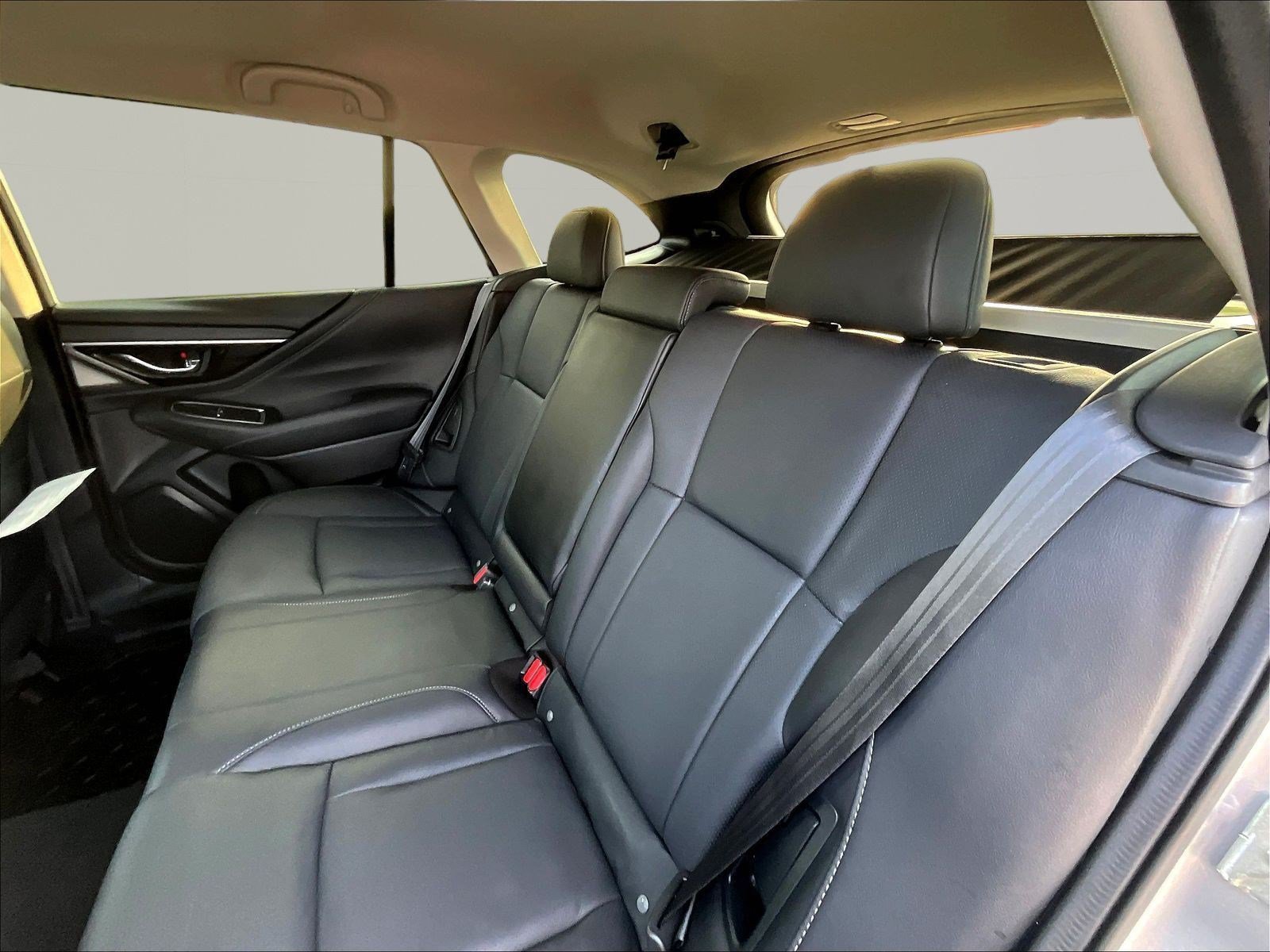 Used 2022 Subaru Outback Limited w/ Popular Package #2 AWD/4WD image 22
