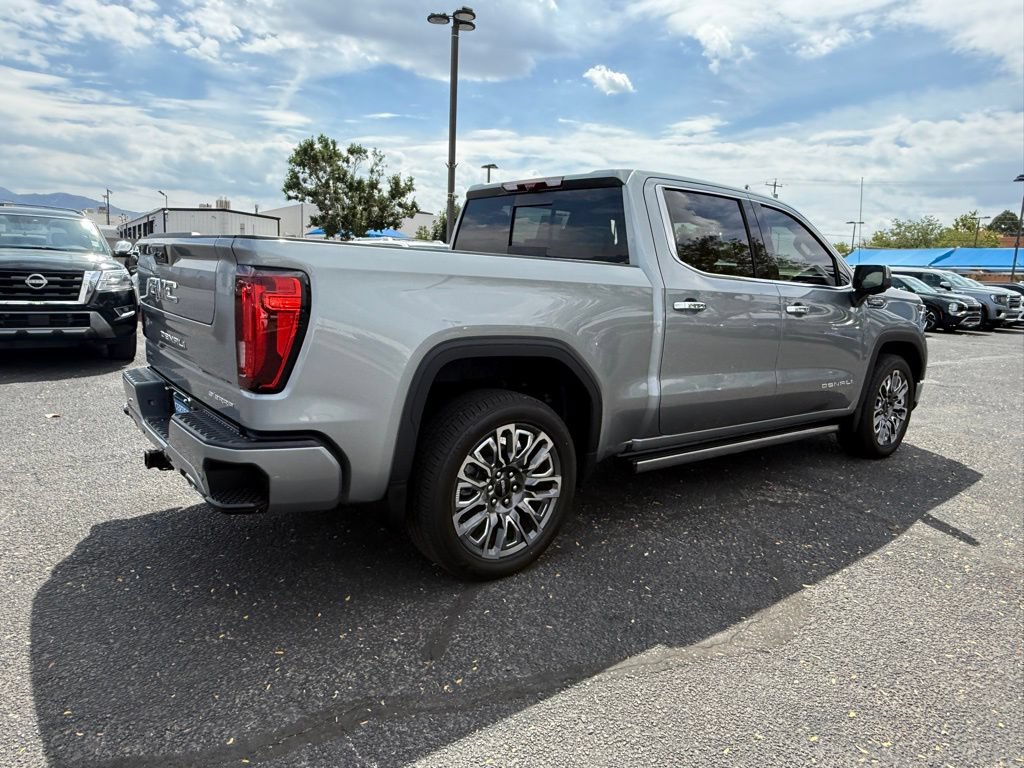 Used 2025 GMC Sierra 1500 Denali Ultimate AWD/4WD image 7