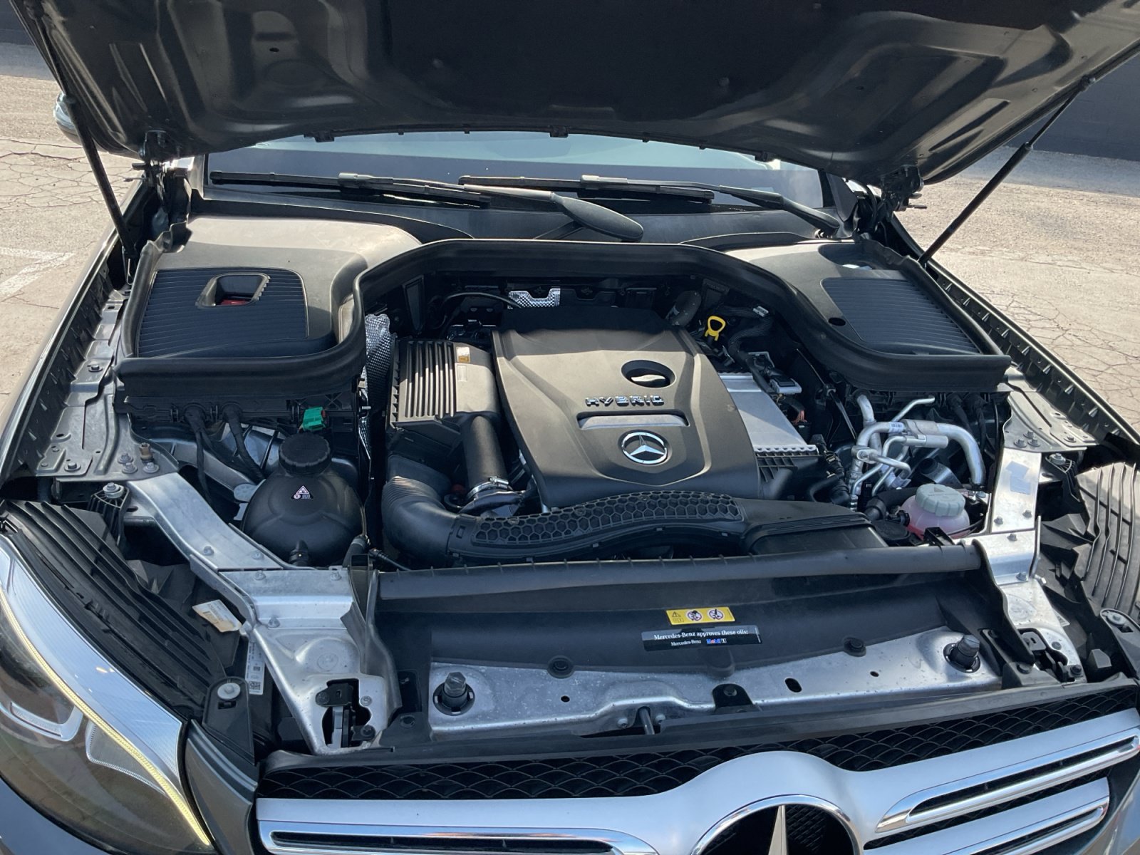 Used 2019 Mercedes-Benz GLC 350e 4MATIC image 22
