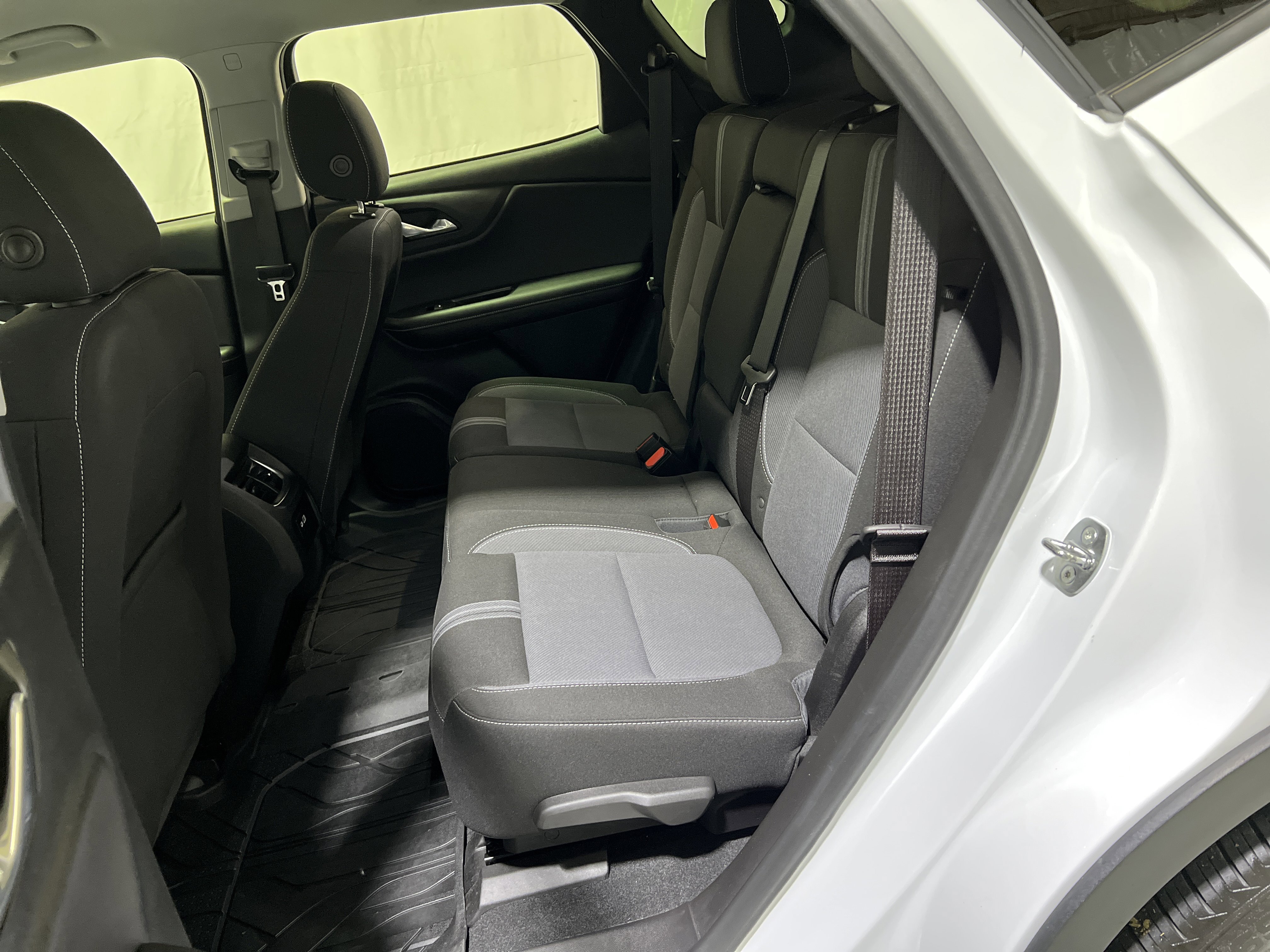 Used 2023 Chevrolet Blazer LT image 16