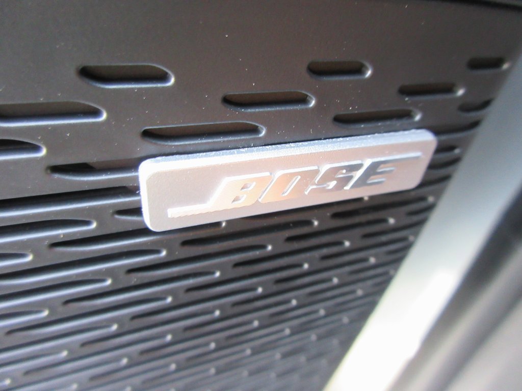 New 2026 GMC Acadia AT4 w/ Luxury Package image 18