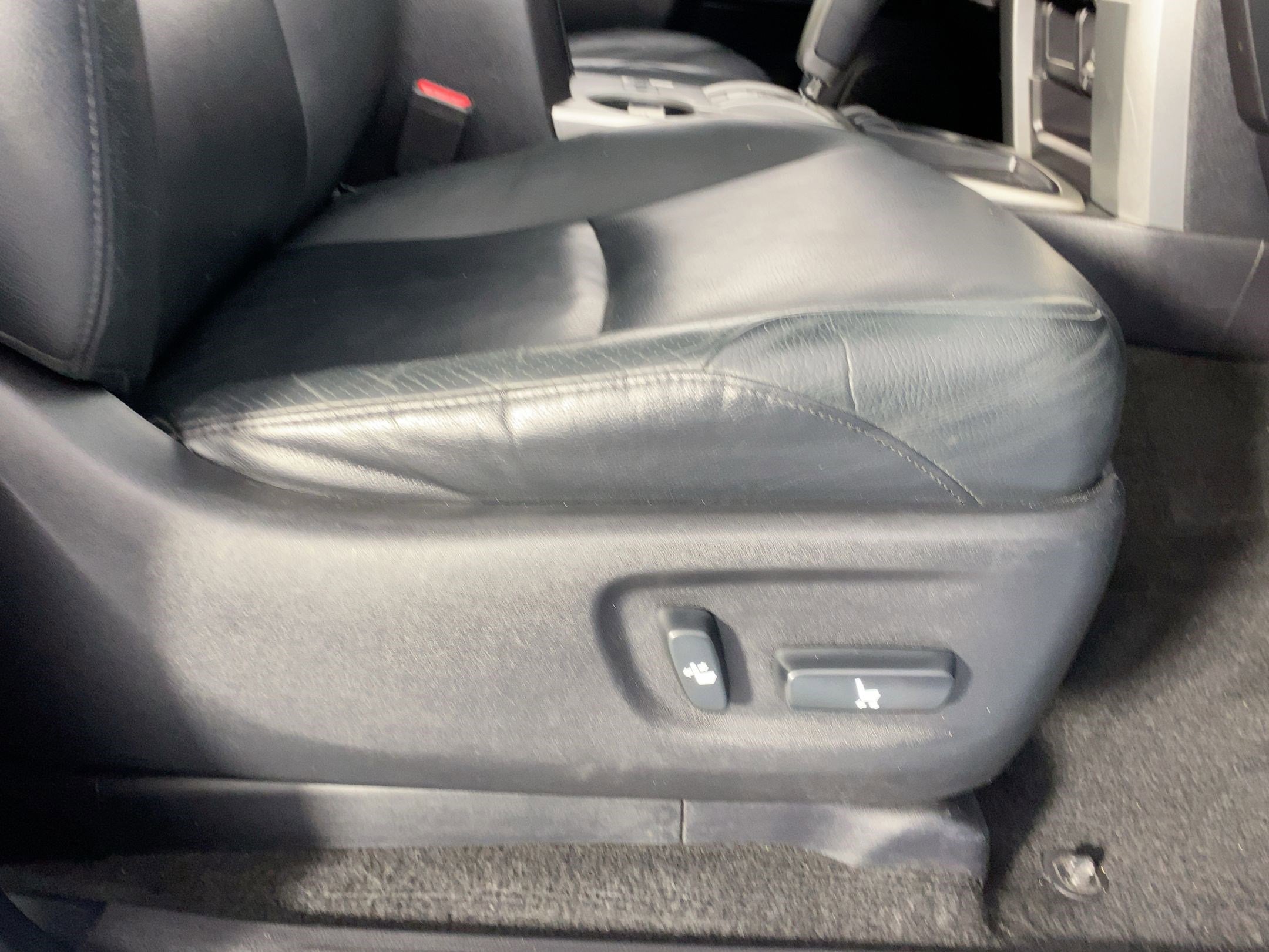 Used 2013 Toyota 4Runner Limited image 32