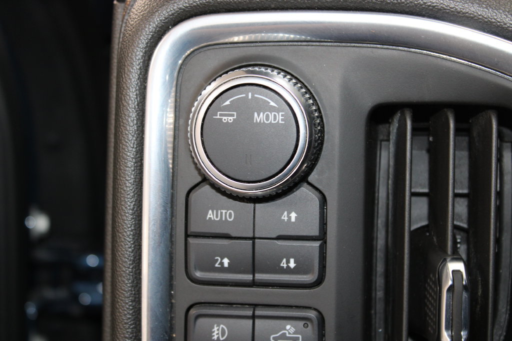 Used 2023 GMC Sierra 2500 AT4 AWD/4WD image 42