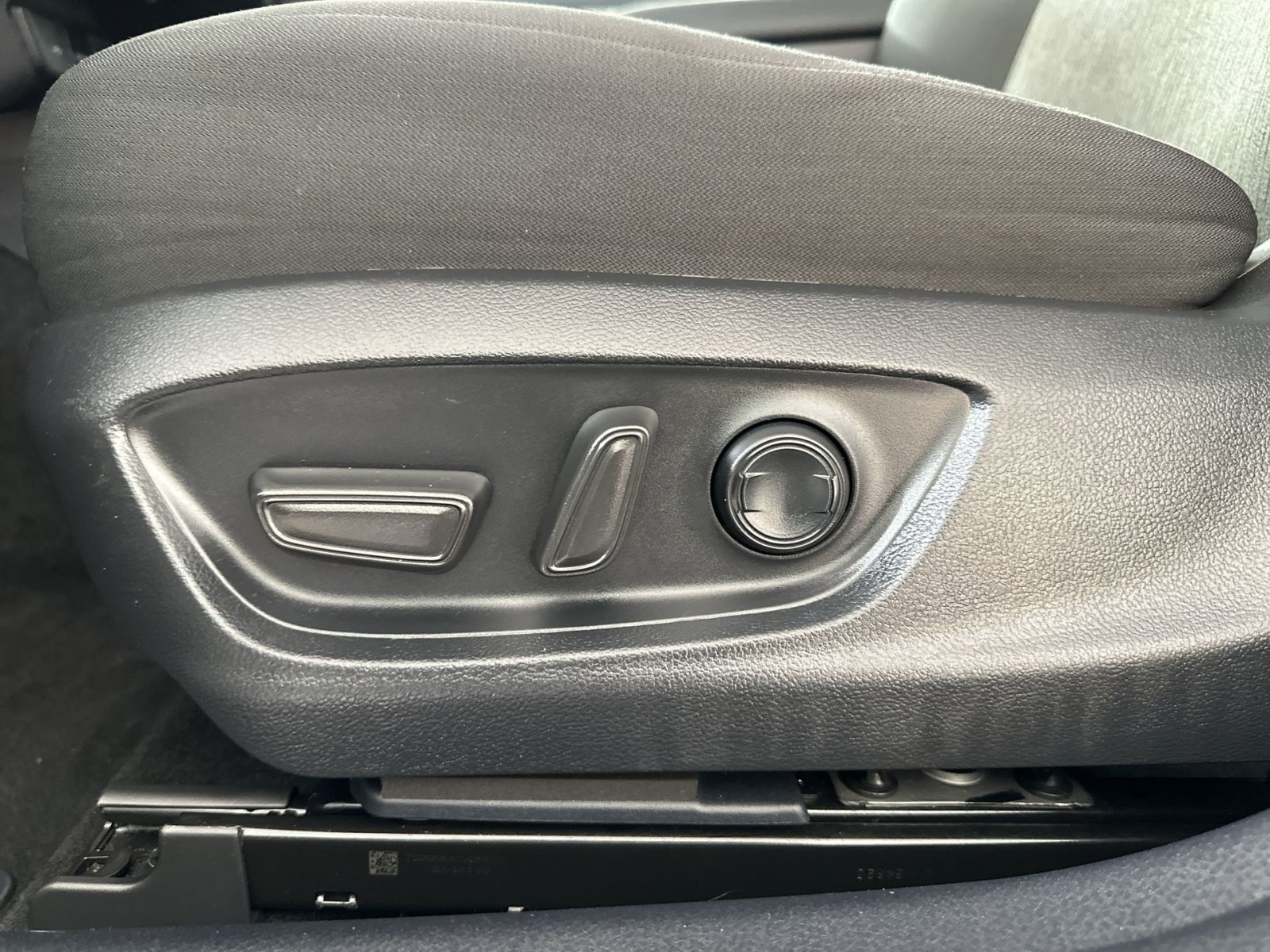 Used 2024 Toyota Camry LE FWD image 14