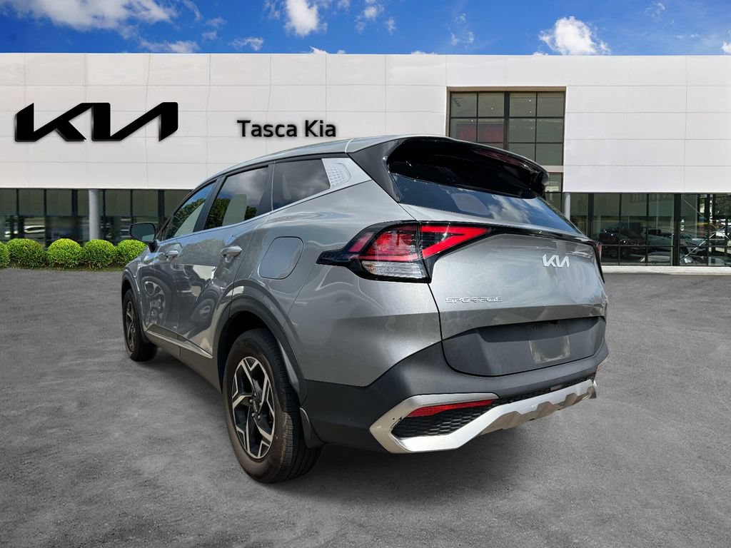 Used 2023 Kia Sportage LX AWD/4WD image 4