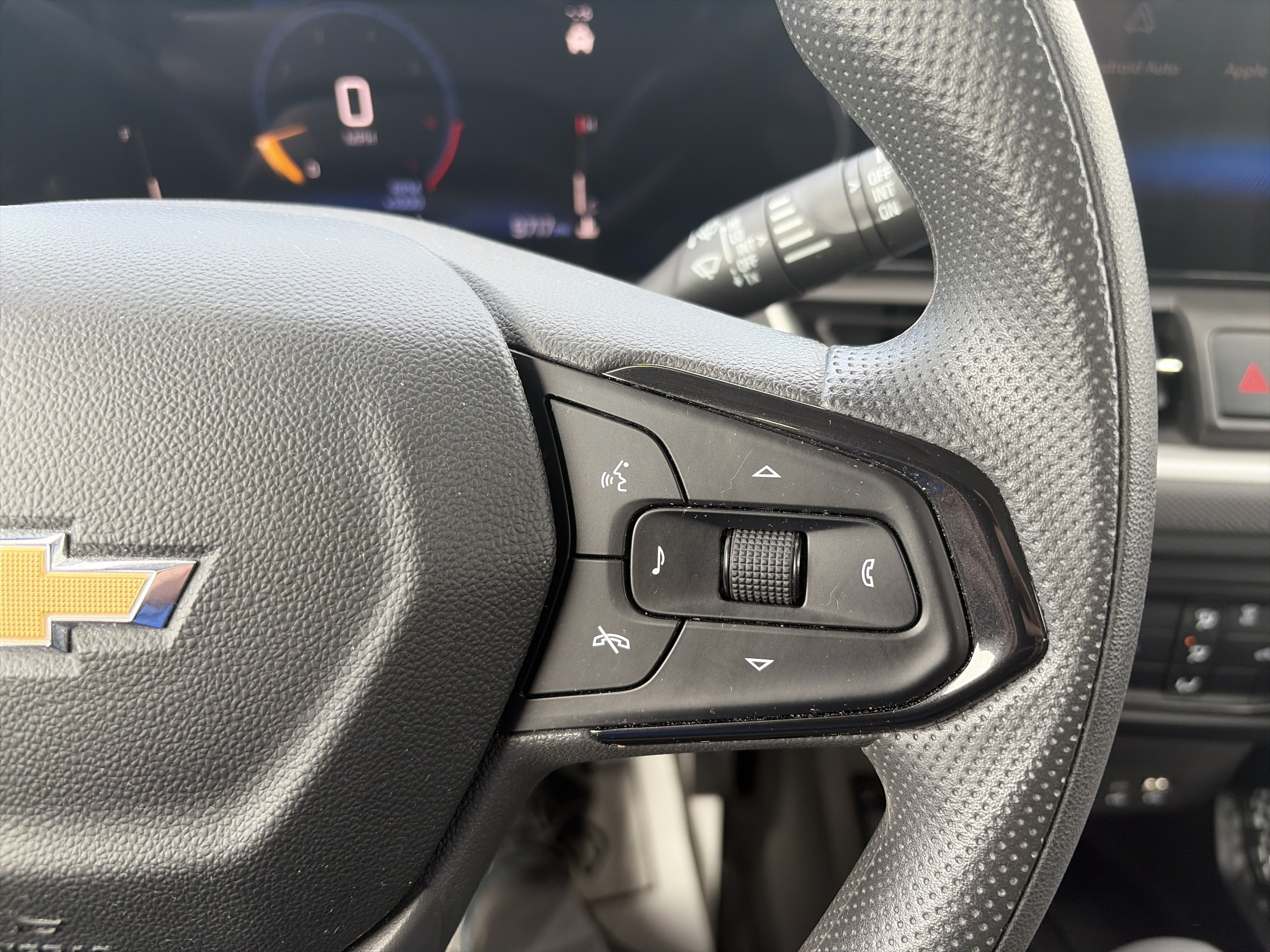 Used 2024 Chevrolet TrailBlazer LS w/ LS Confidence Package FWD image 17