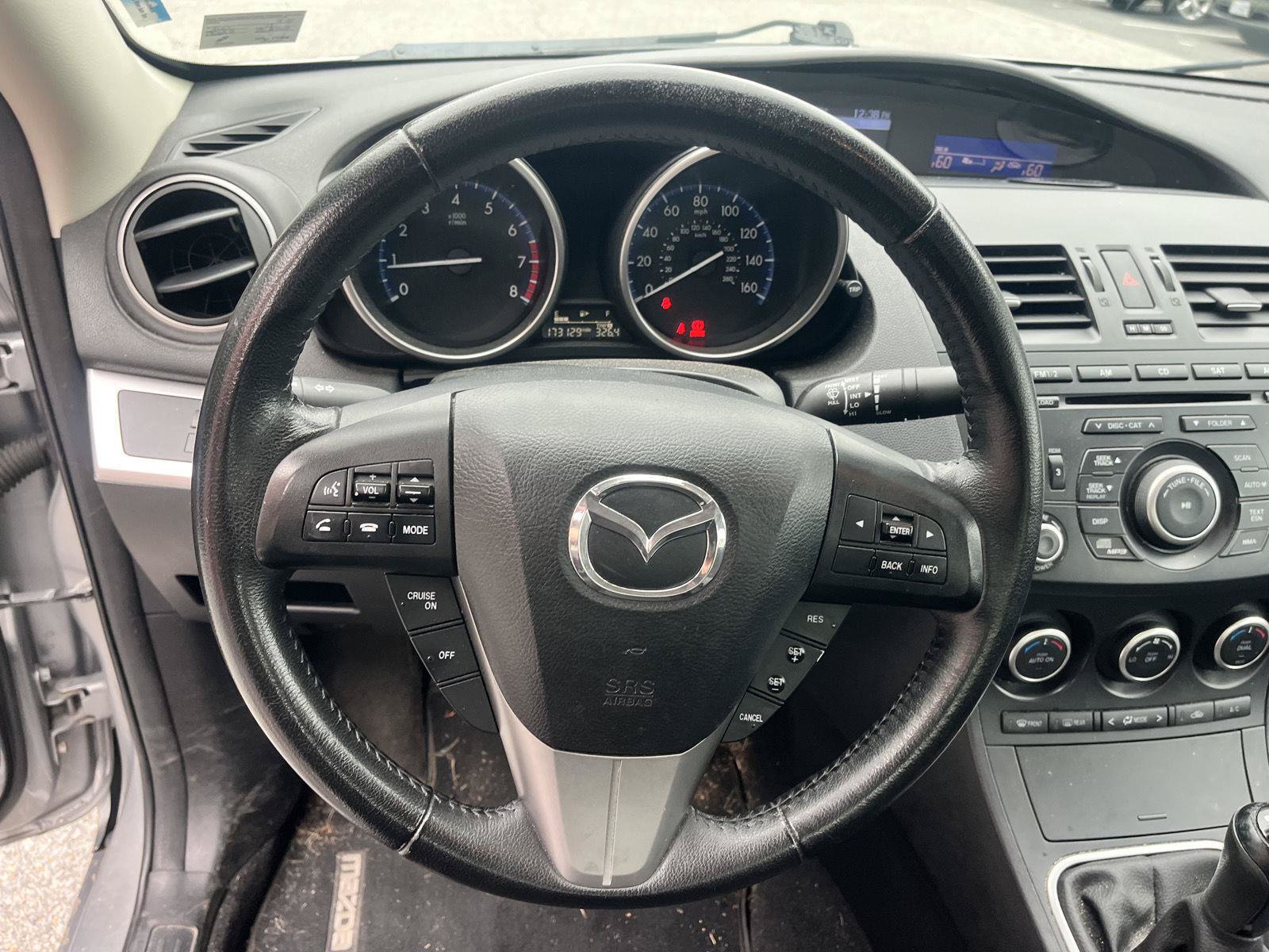 Used 2013 MAZDA MAZDA3 i Touring FWD image 16