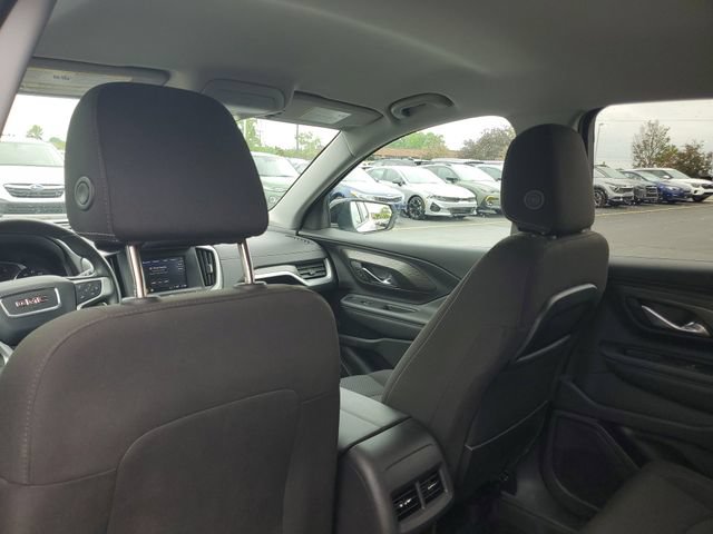 Certified 2024 GMC Terrain SLE w/ Driver Convenience Package FWD image 9