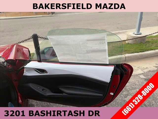 New 2025 MAZDA MX-5 Miata Club w/ Interior Package image 17