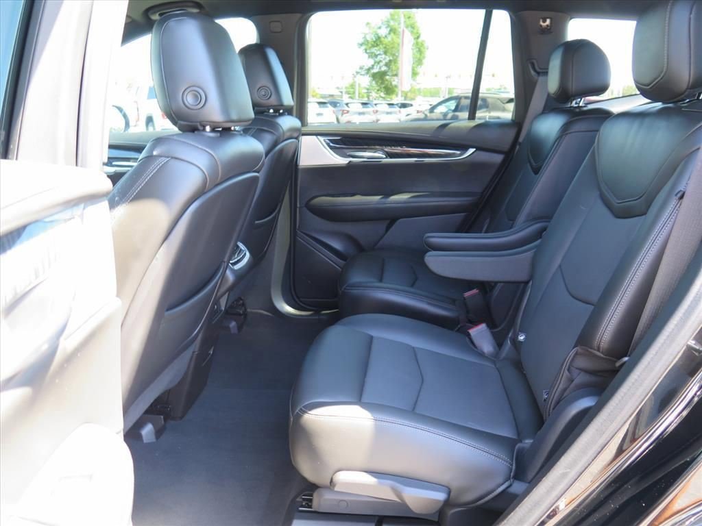 Certified 2023 Cadillac XT6 Premium Luxury w/ Technology Package image 26