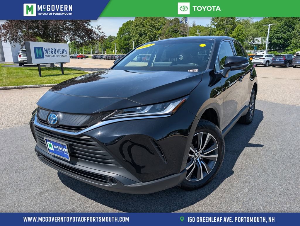 Used 2023 Toyota Venza LE AWD/4WD image 1