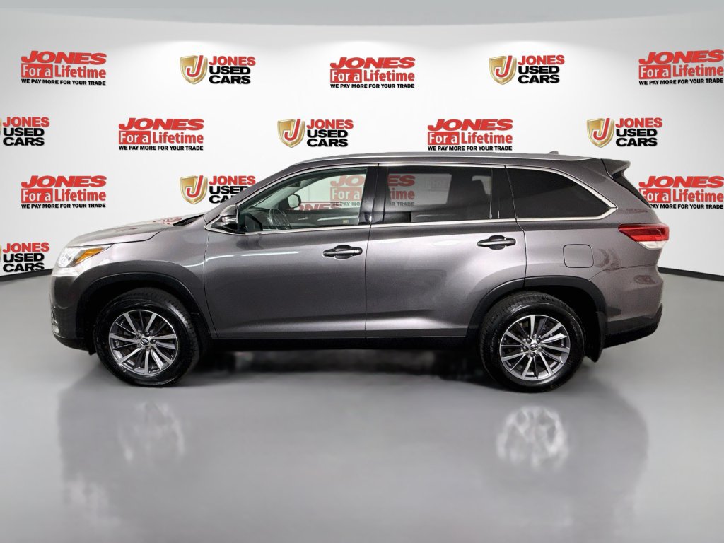 Certified 2019 Toyota Highlander XLE AWD/4WD image 14