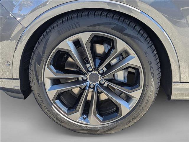 New 2026 Audi Q7 3.0T Premium Plus image 9