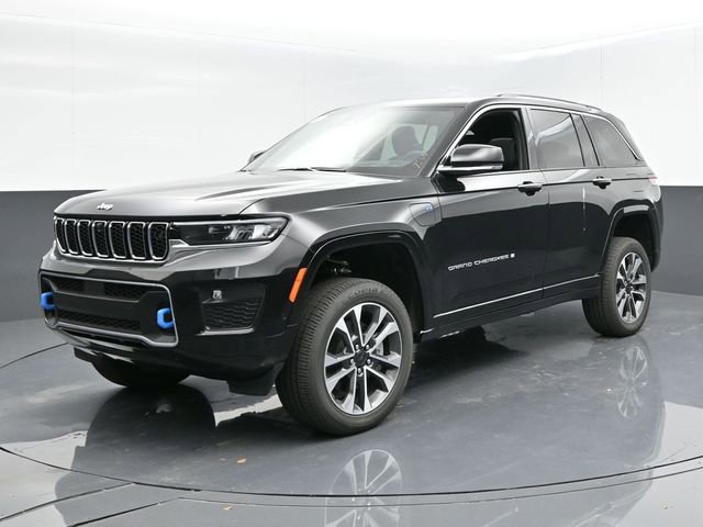 Used 2024 Jeep Grand Cherokee Overland w/ Advanced Protech Group III image 4