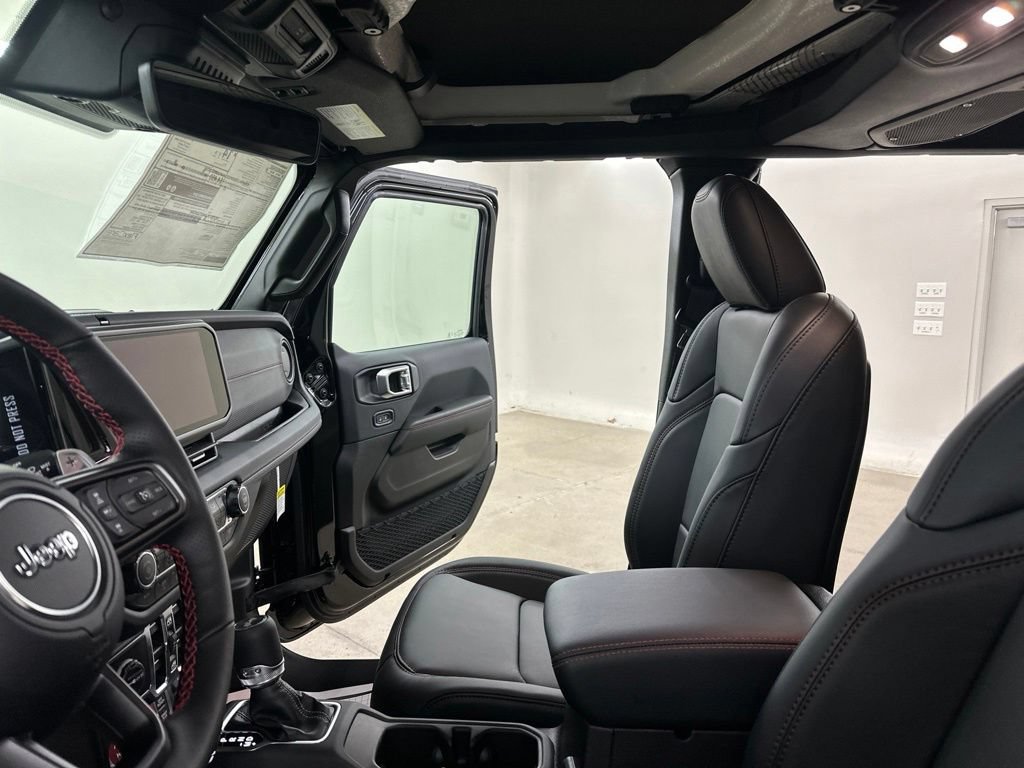 New 2026 Jeep Wrangler Unlimited Rubicon 392 w/ Quick Order Package 27X Moab AWD/4WD image 39