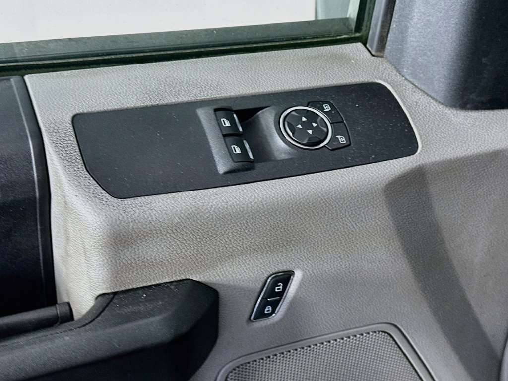 Used 2019 Ford F550 2WD Regular Cab Super Duty image 24