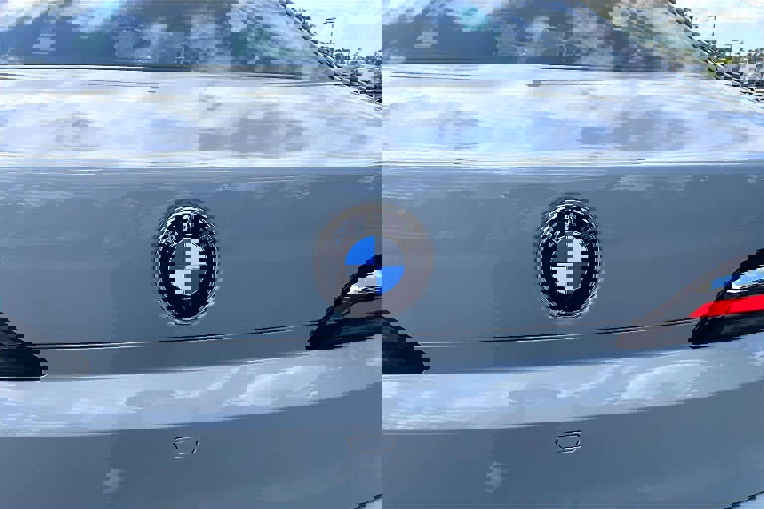 New 2026 BMW 760i xDrive w/ Luxury Rear Seating Package image 15