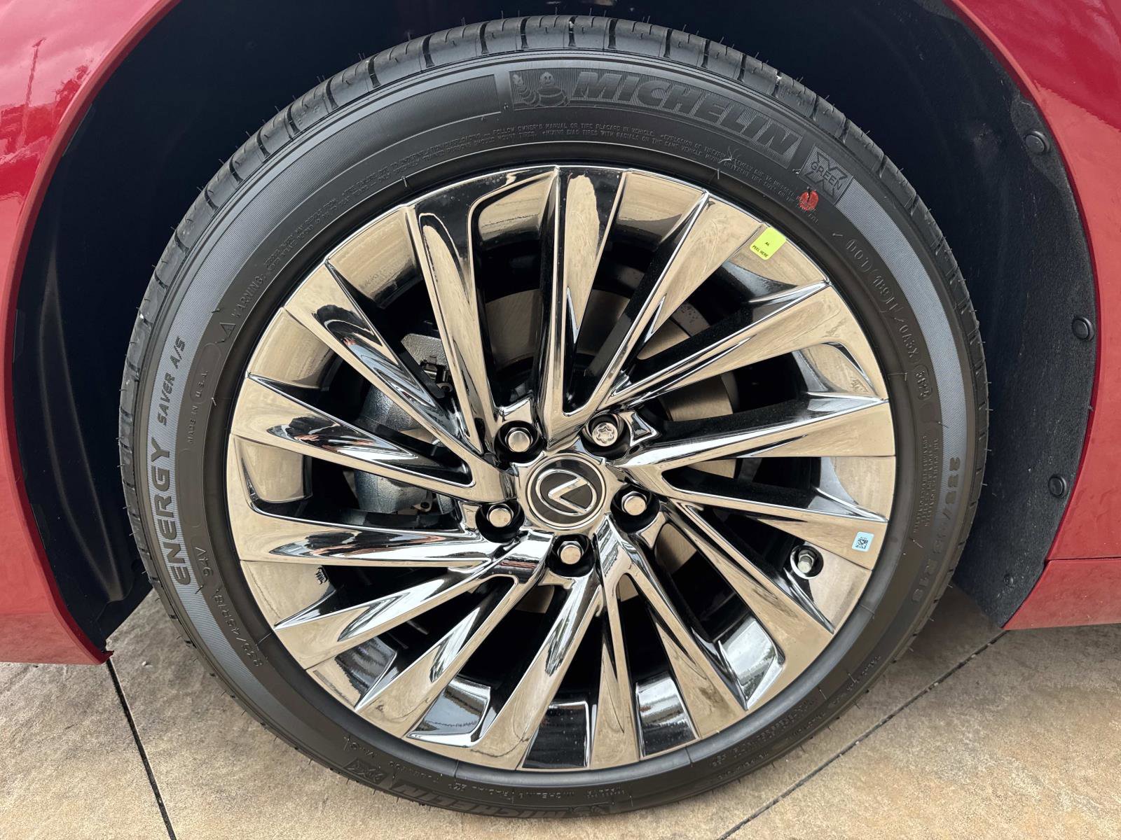 New 2025 Lexus ES 350 Ultra Luxury image 10