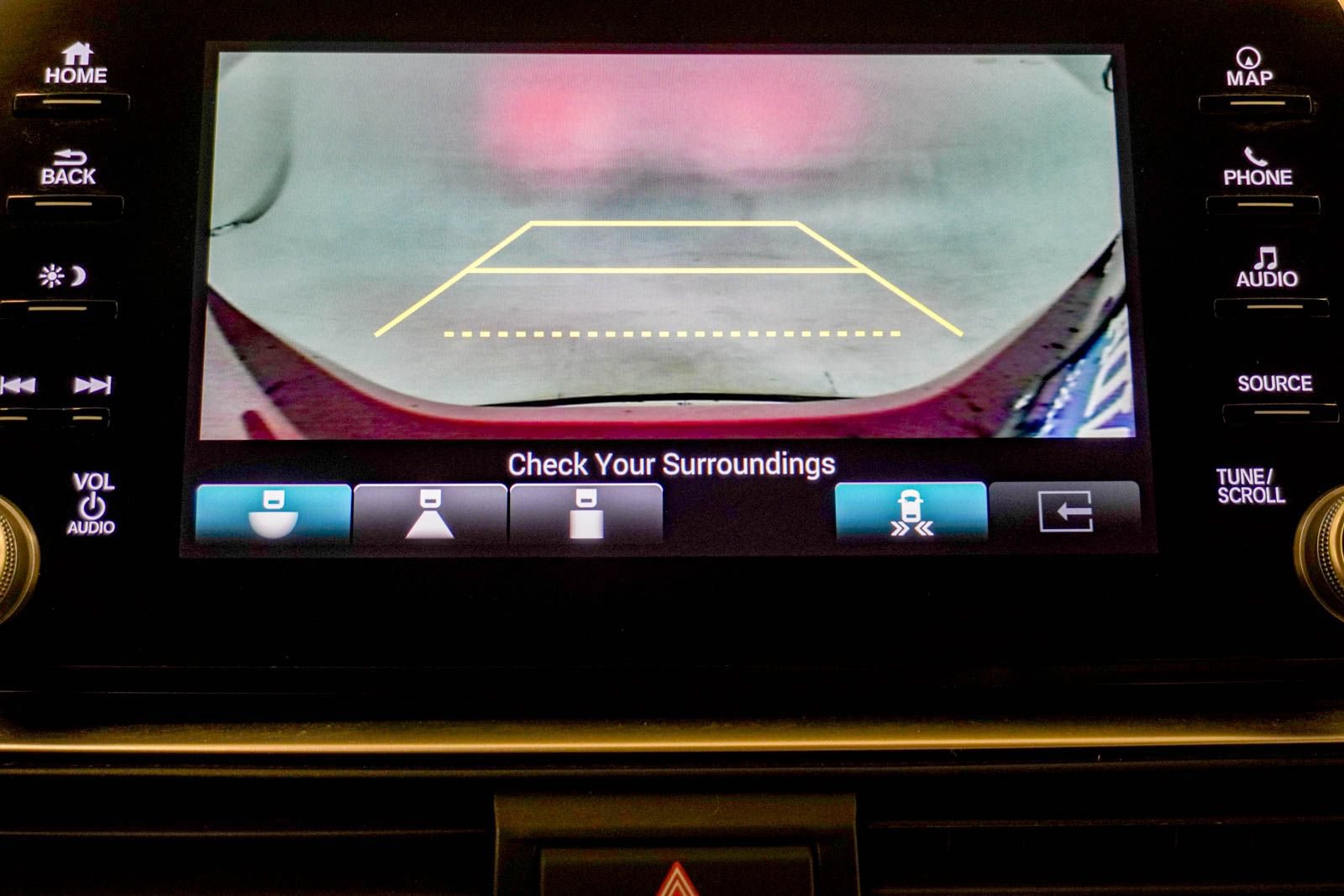 Used 2018 Honda Accord Touring image 27