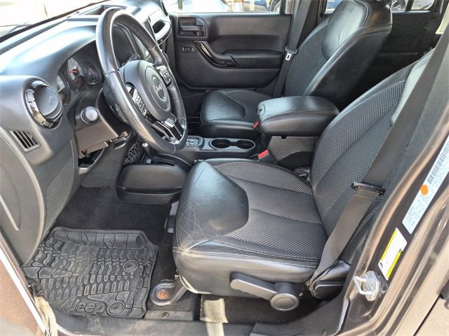 Used 2016 Jeep Wrangler Unlimited Sahara image 16