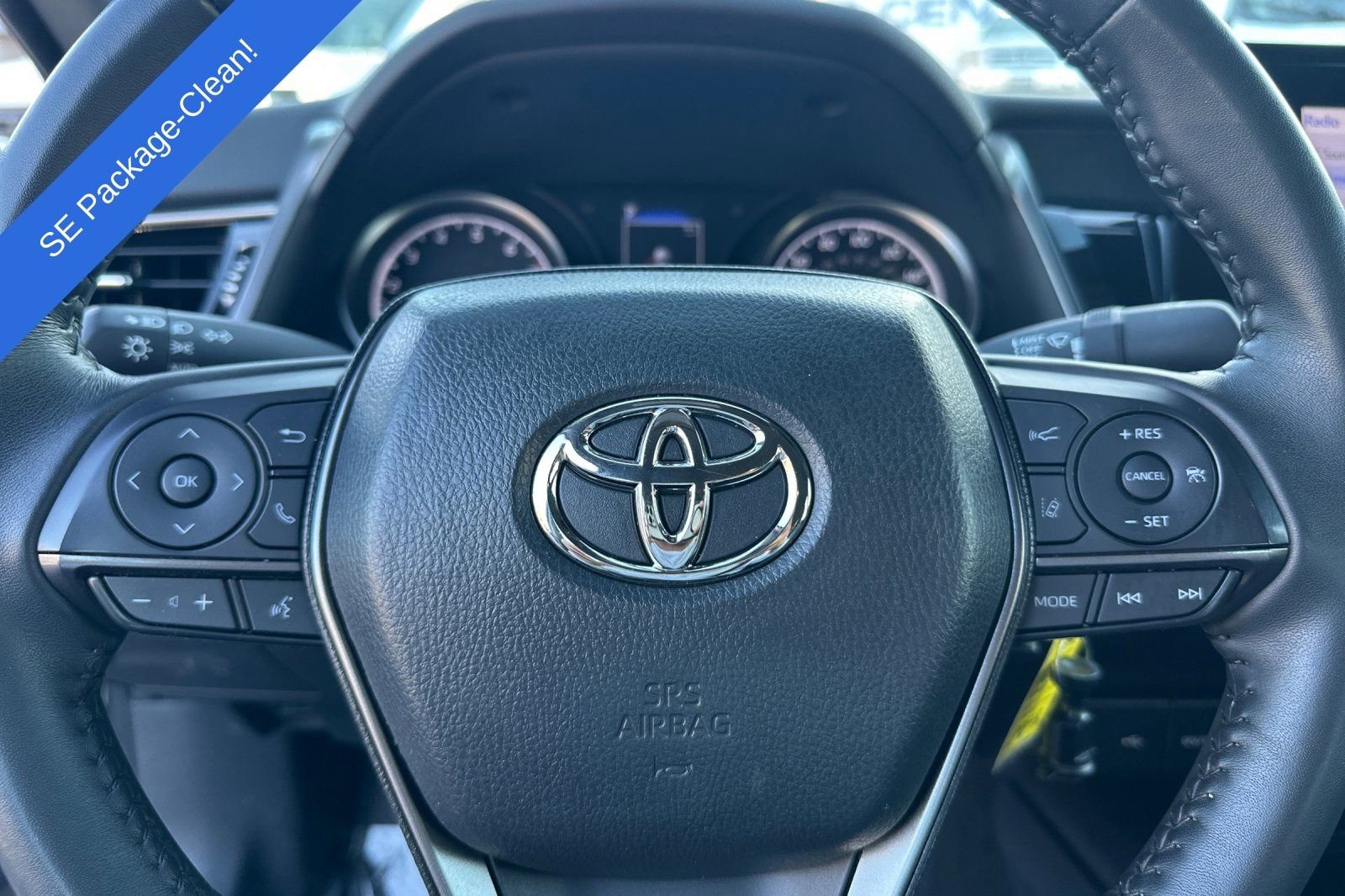 Used 2024 Toyota Camry SE image 20