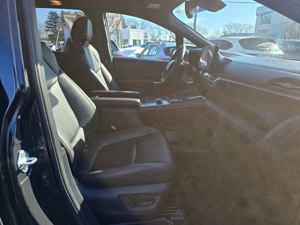 Certified 2025 Toyota Sienna XSE w/ XSE Plus Package image 12