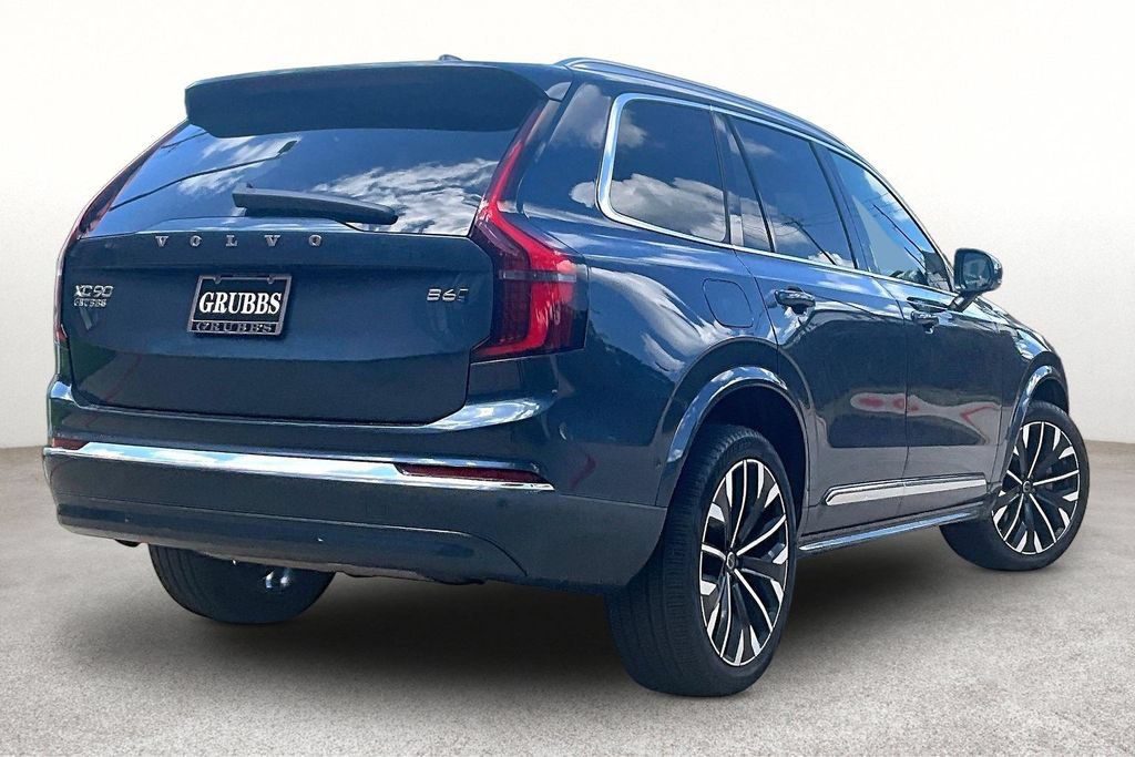 Used 2026 Volvo XC90 B6 Plus AWD/4WD image 2