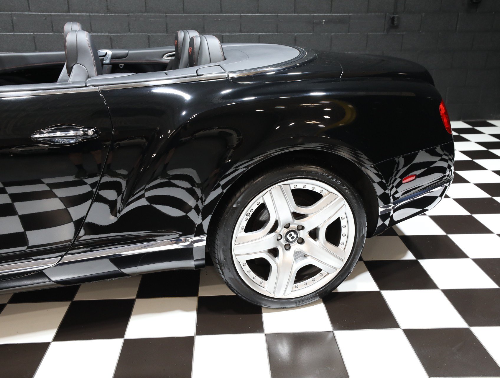 Used 2012 Bentley Continental GT AWD/4WD image 35