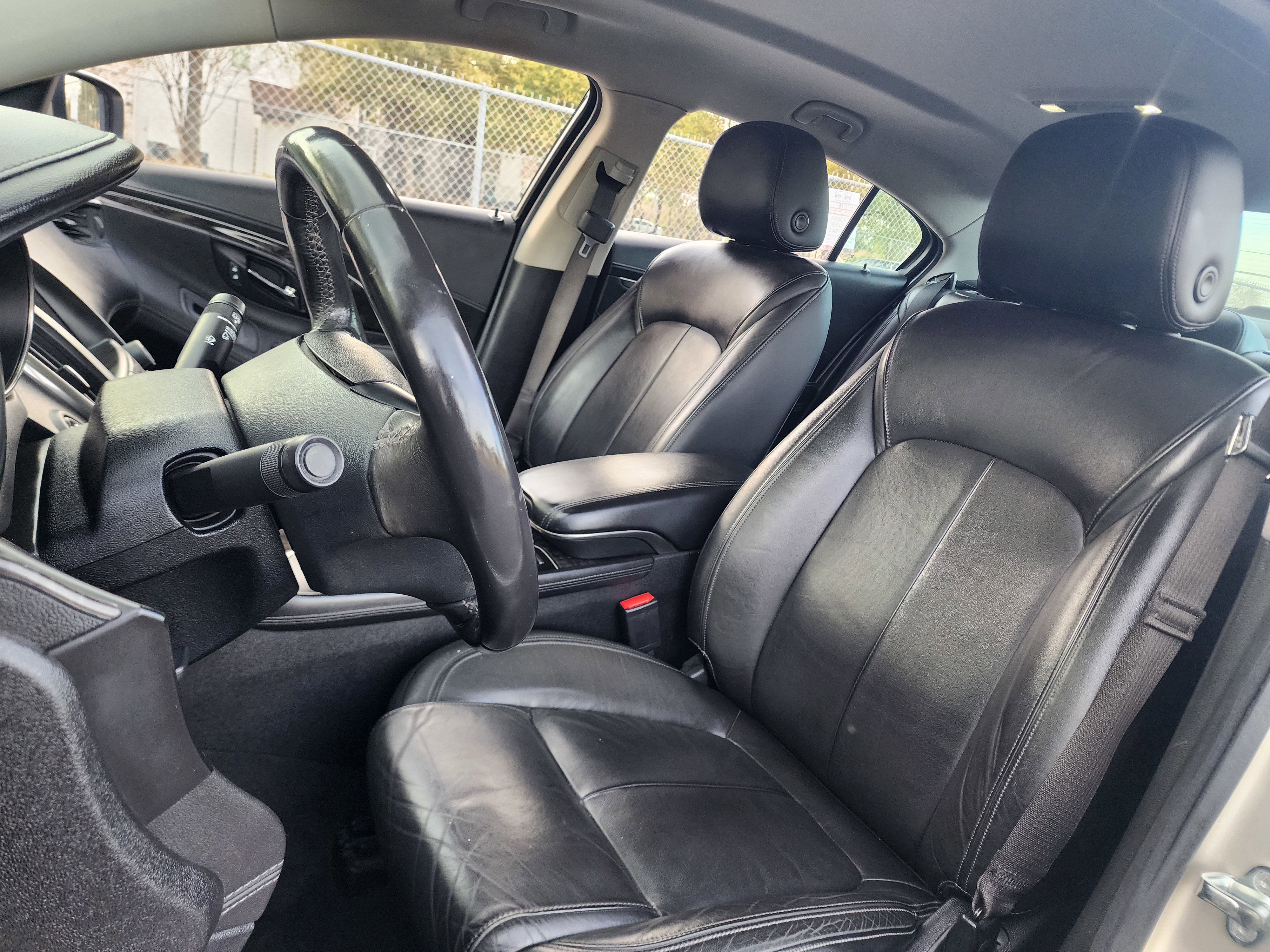 Used 2015 Buick LaCrosse Leather image 25