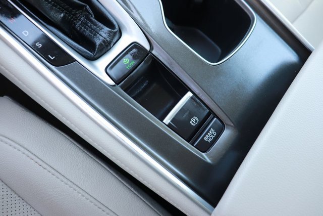 Used 2020 Honda Accord EX-L image 18