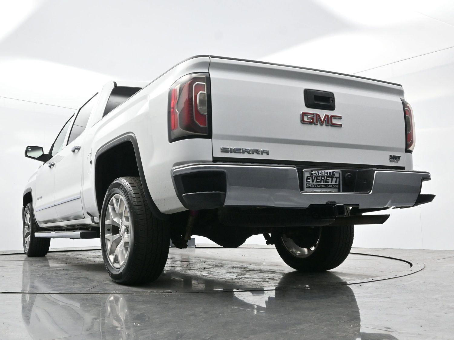 Used 2018 GMC Sierra 1500 SLT w/ SLT Premium Package image 46