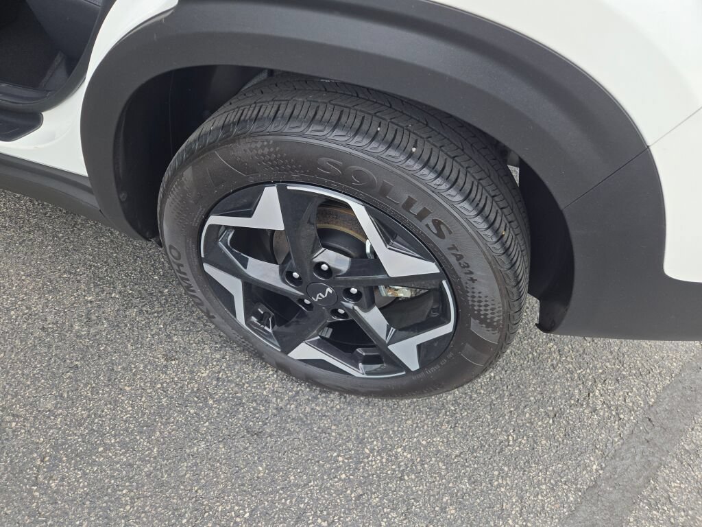 Used 2025 Kia Seltos S FWD image 21