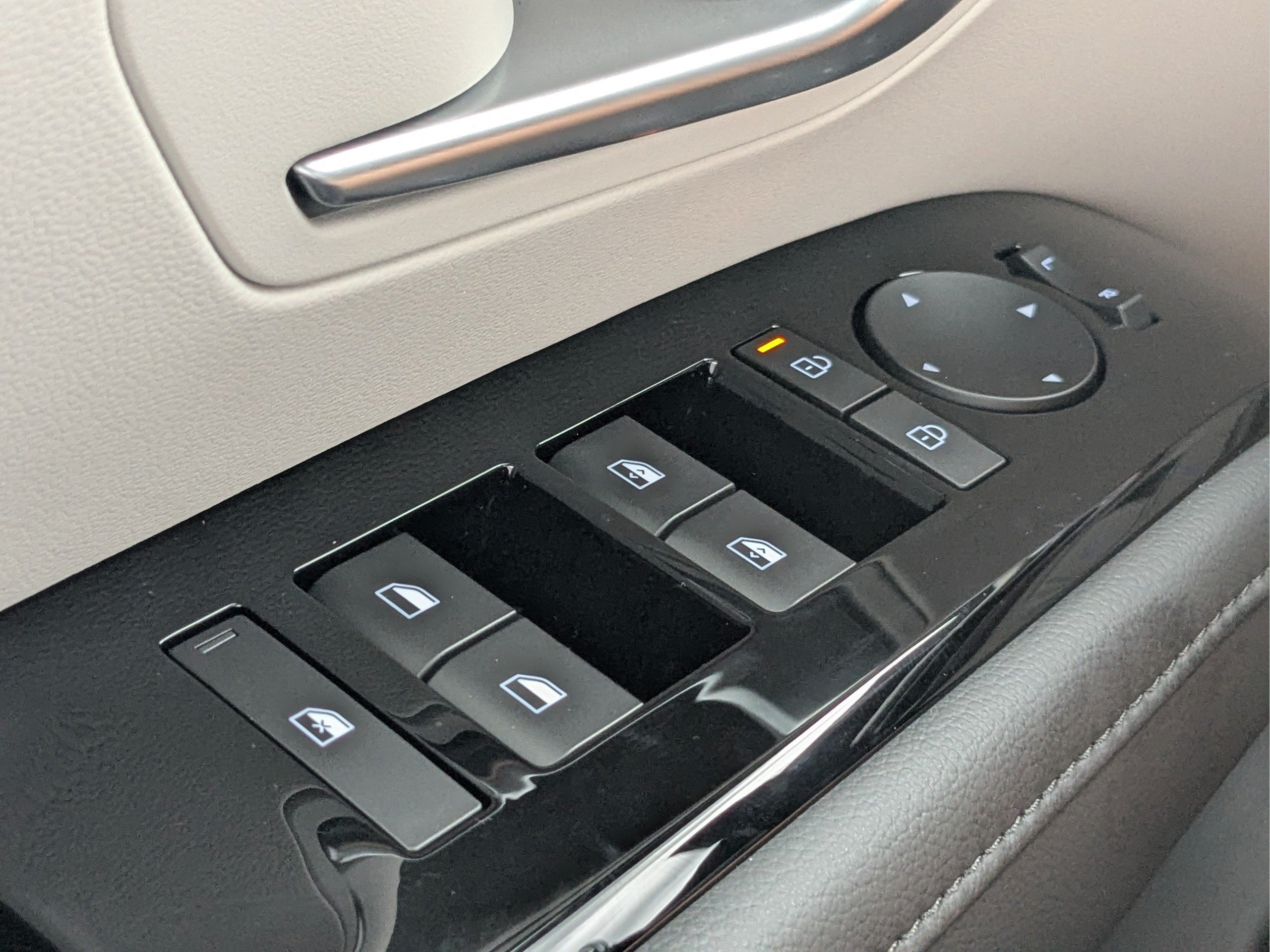 New 2026 Hyundai Tucson Limited FWD image 19
