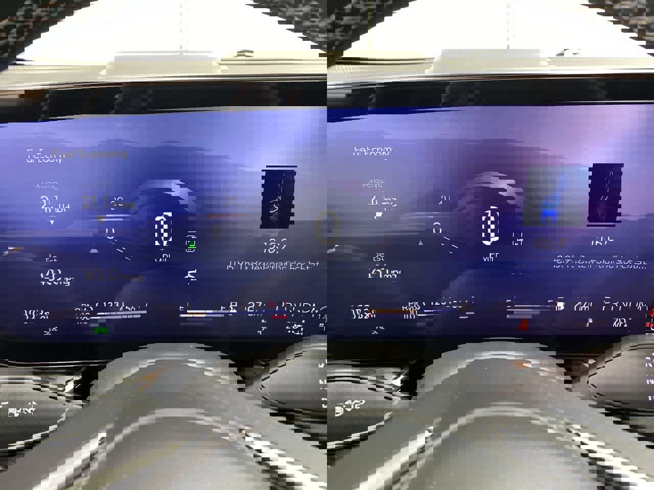 Used 2025 Buick Envision Sport Touring image 27