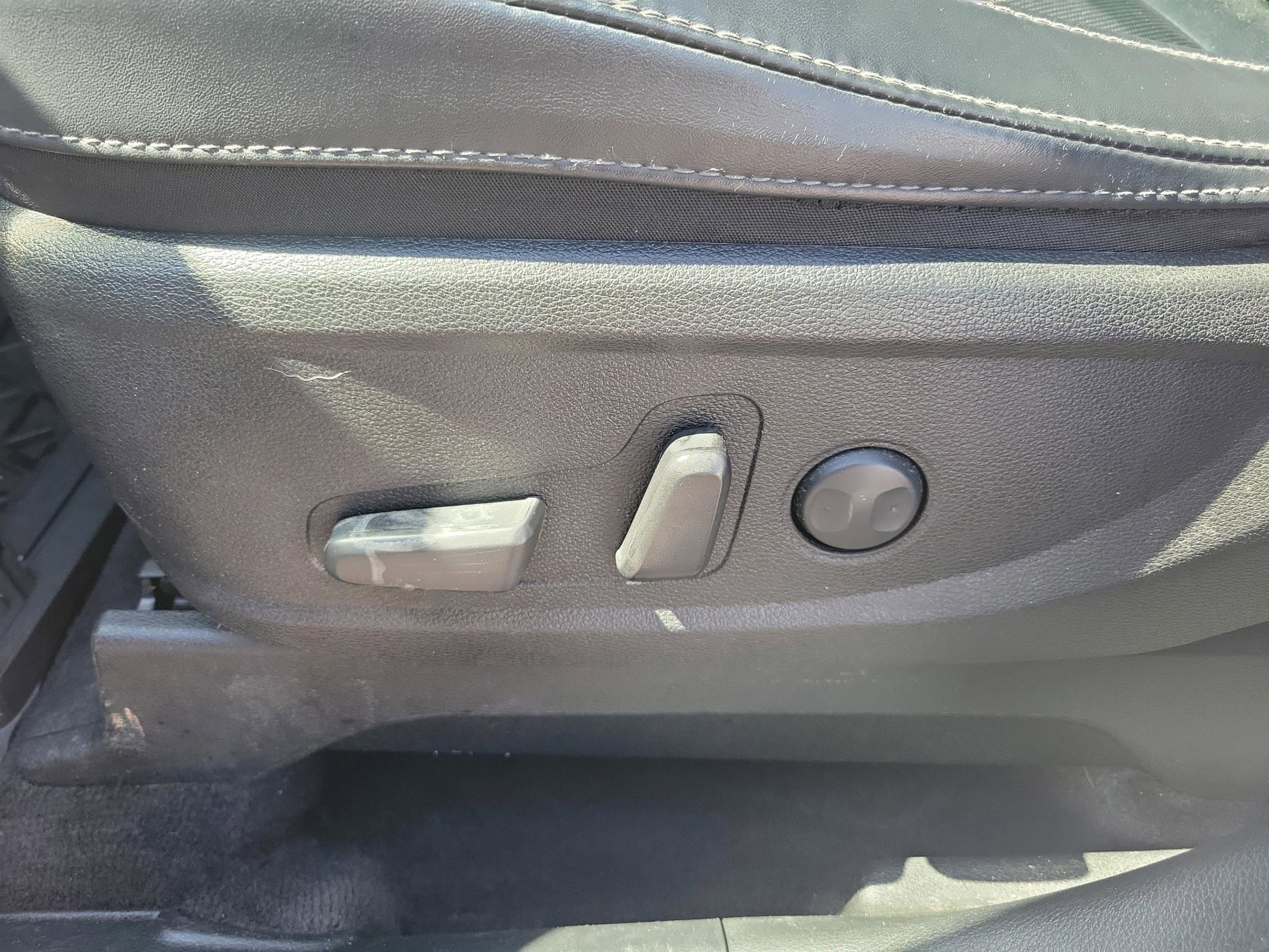 Used 2020 Kia Telluride S FWD image 27