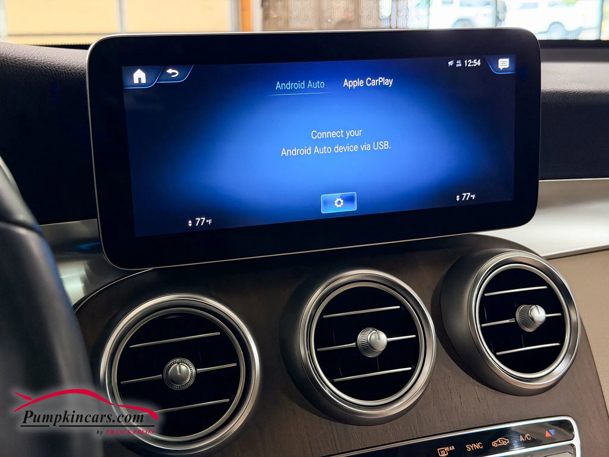 Used 2022 Mercedes-Benz GLC 300 4MATIC w/ Multimedia Package Lite image 36