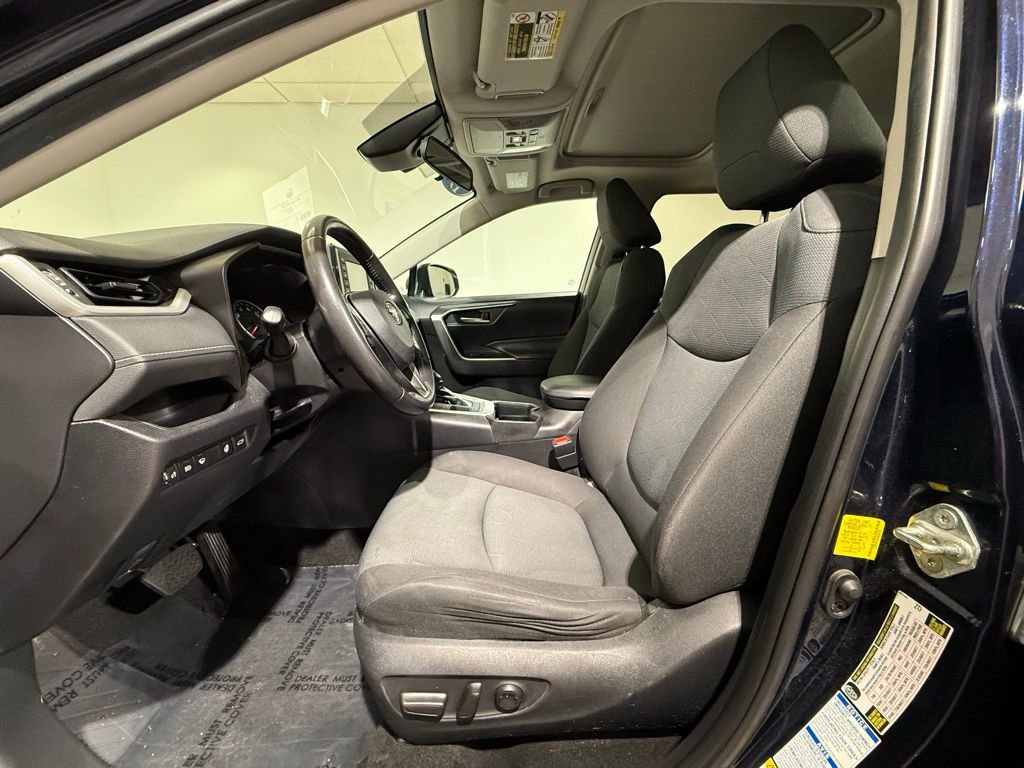 Certified 2019 Toyota RAV4 XLE w/ Convenience Package image 13
