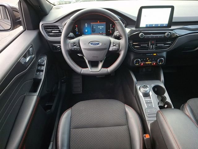 Used 2025 Ford Escape ST-Line Select image 11