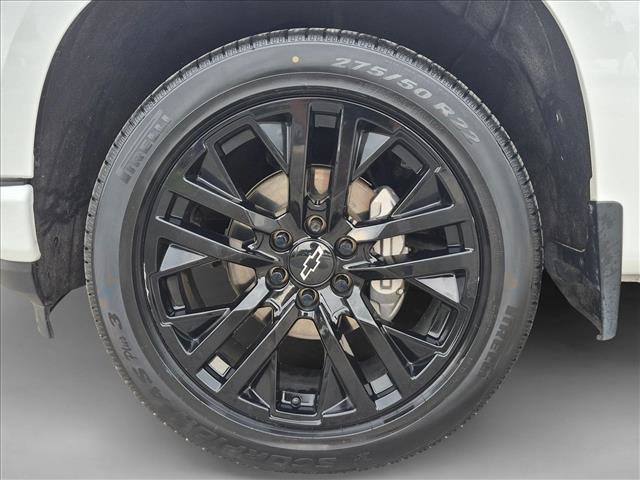 Used 2022 Chevrolet Silverado 1500 RST w/ Z71 Off-Road Package AWD/4WD image 22