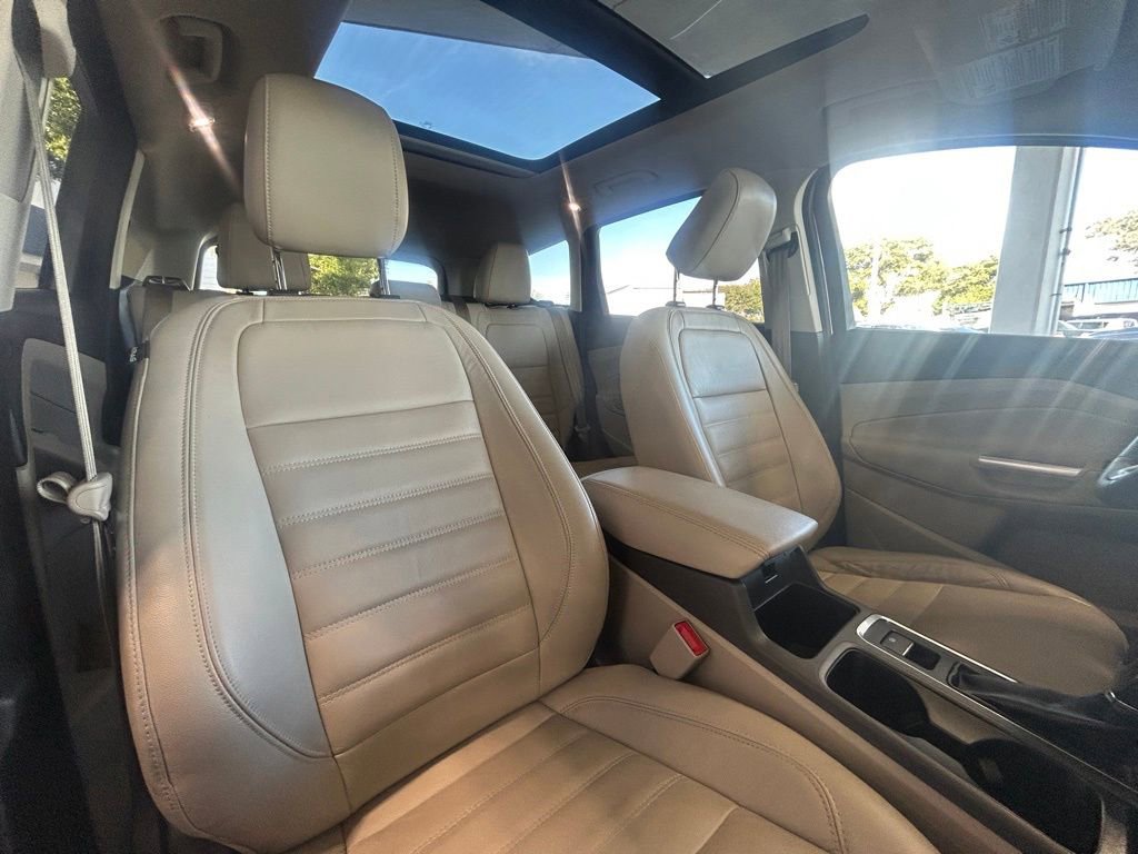 Used 2018 Ford Escape SEL image 30