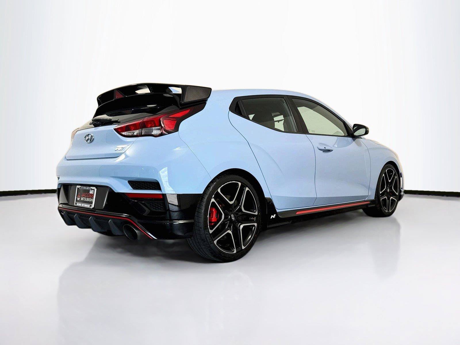 Used 2020 Hyundai Veloster N w/ Performance Package FWD image 7
