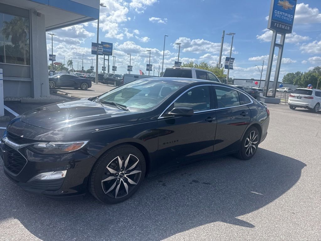 Used 2020 Chevrolet Malibu RS FWD image 1