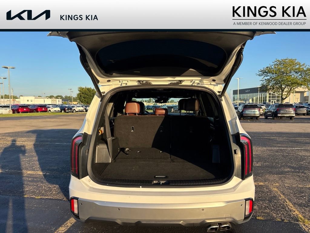 Used 2023 Kia Telluride EX FWD image 11