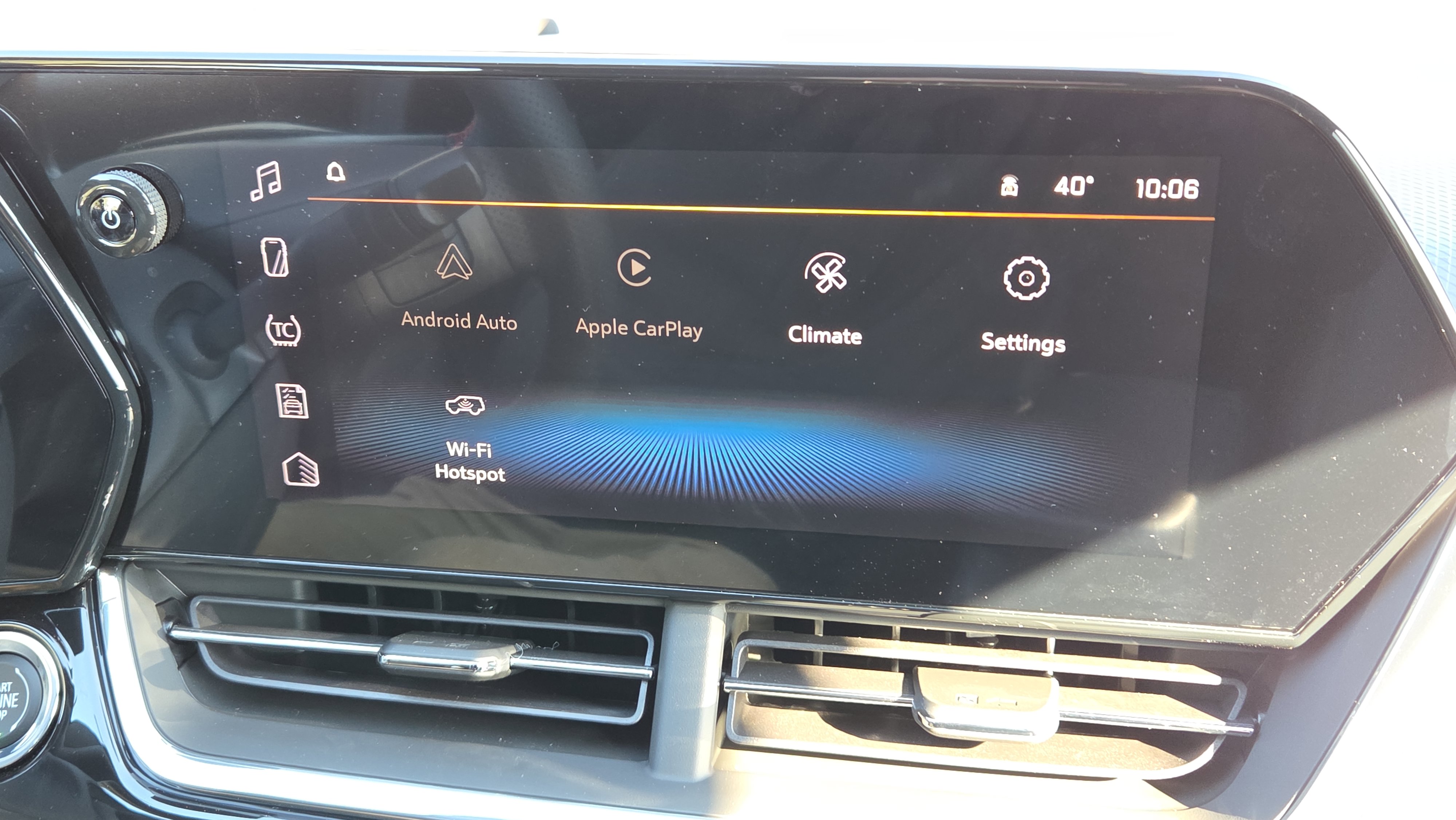 New 2026 Chevrolet Trax RS w/ Driver Confidence Package image 19