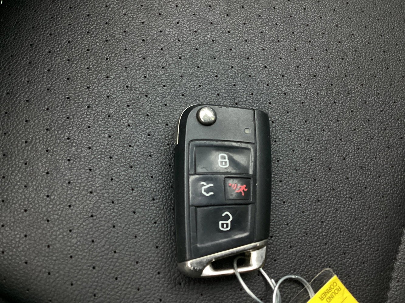 Used 2018 Volkswagen Tiguan SE AWD/4WD image 42