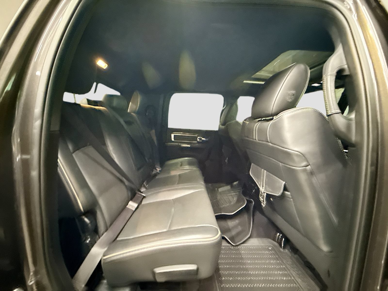 Used 2018 RAM 3500 Limited AWD/4WD image 29